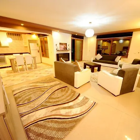 Luks Bektas 3 فيلة
