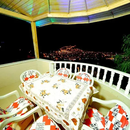 Luks Bektas 3 فيلة *